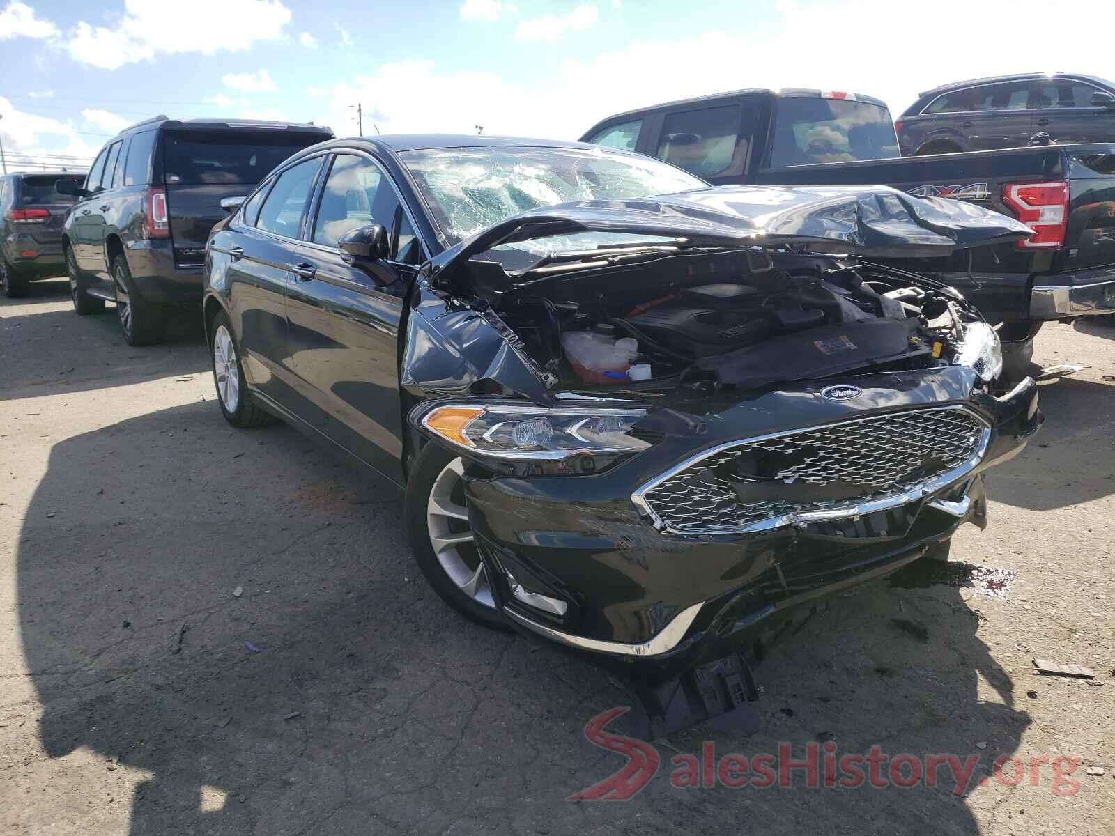 3FA6P0SU5KR212925 2019 FORD FUSION