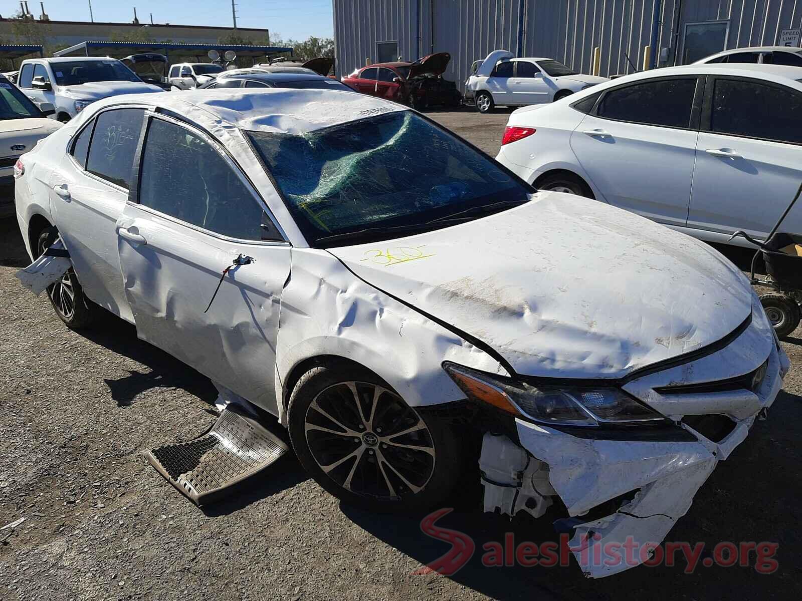 4T1G11AK6LU907538 2020 TOYOTA CAMRY