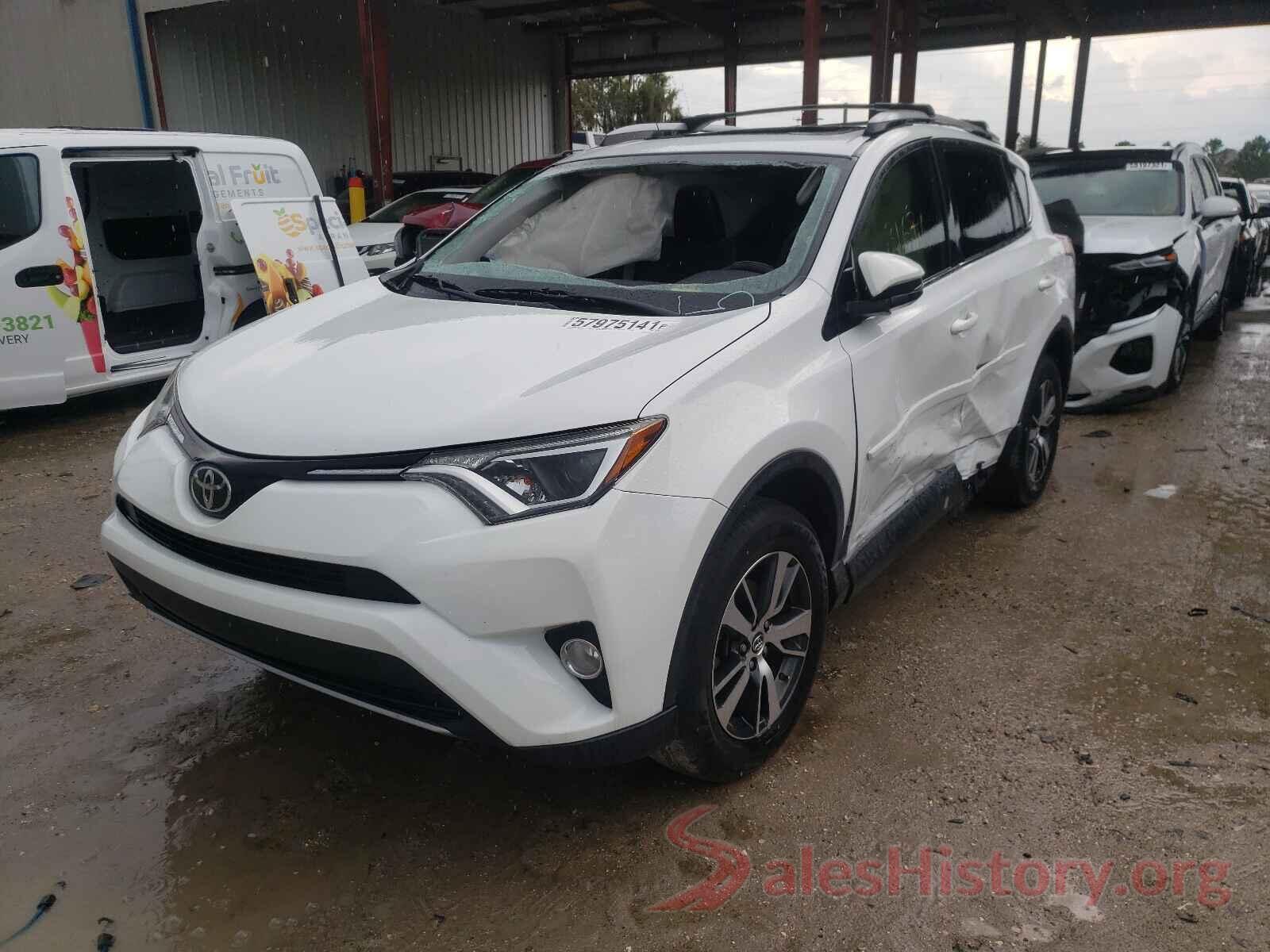 JTMWFREV9HD100832 2017 TOYOTA RAV4