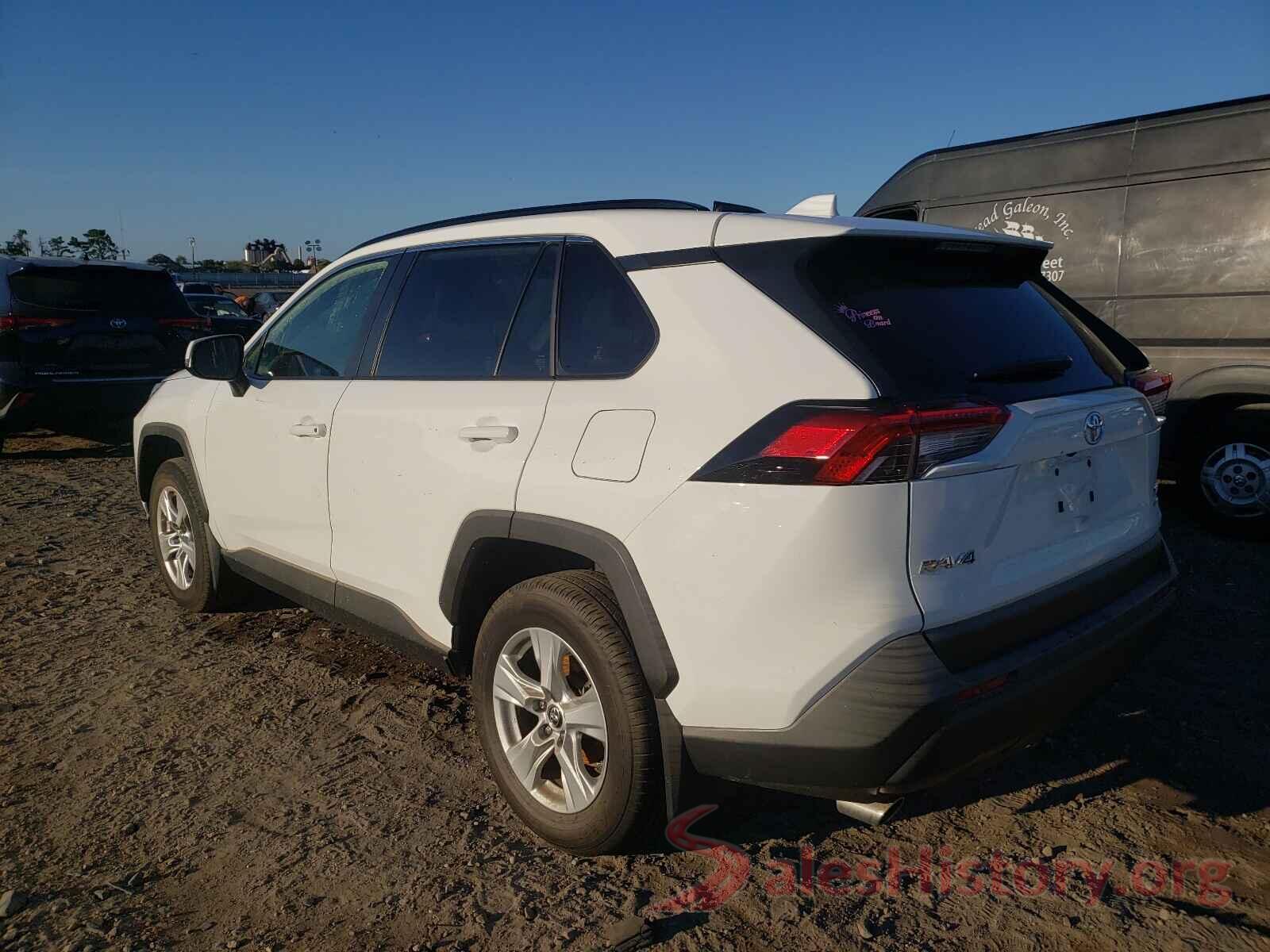 JTMP1RFV3KD523446 2019 TOYOTA RAV4