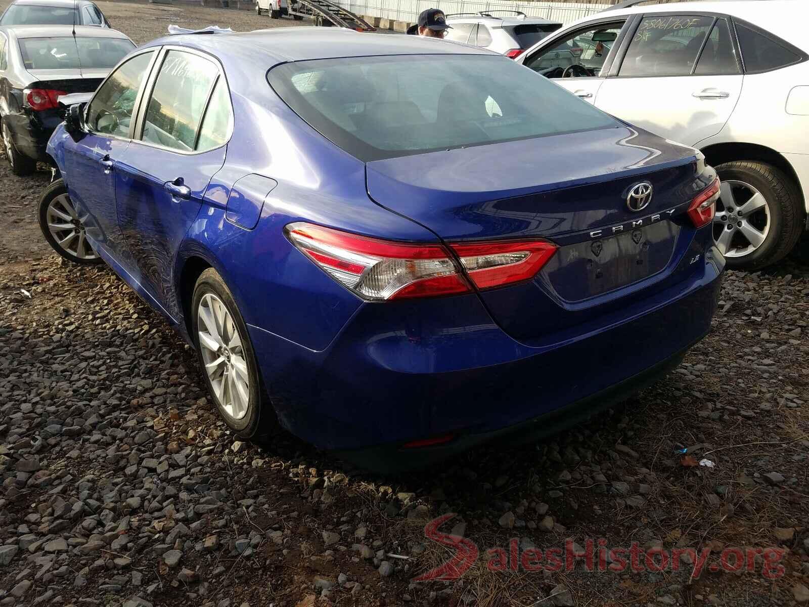 4T1B11HK9JU600815 2018 TOYOTA CAMRY