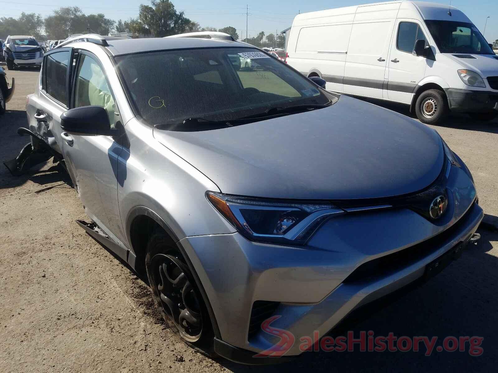 JTMBFREV2JJ223023 2018 TOYOTA RAV4