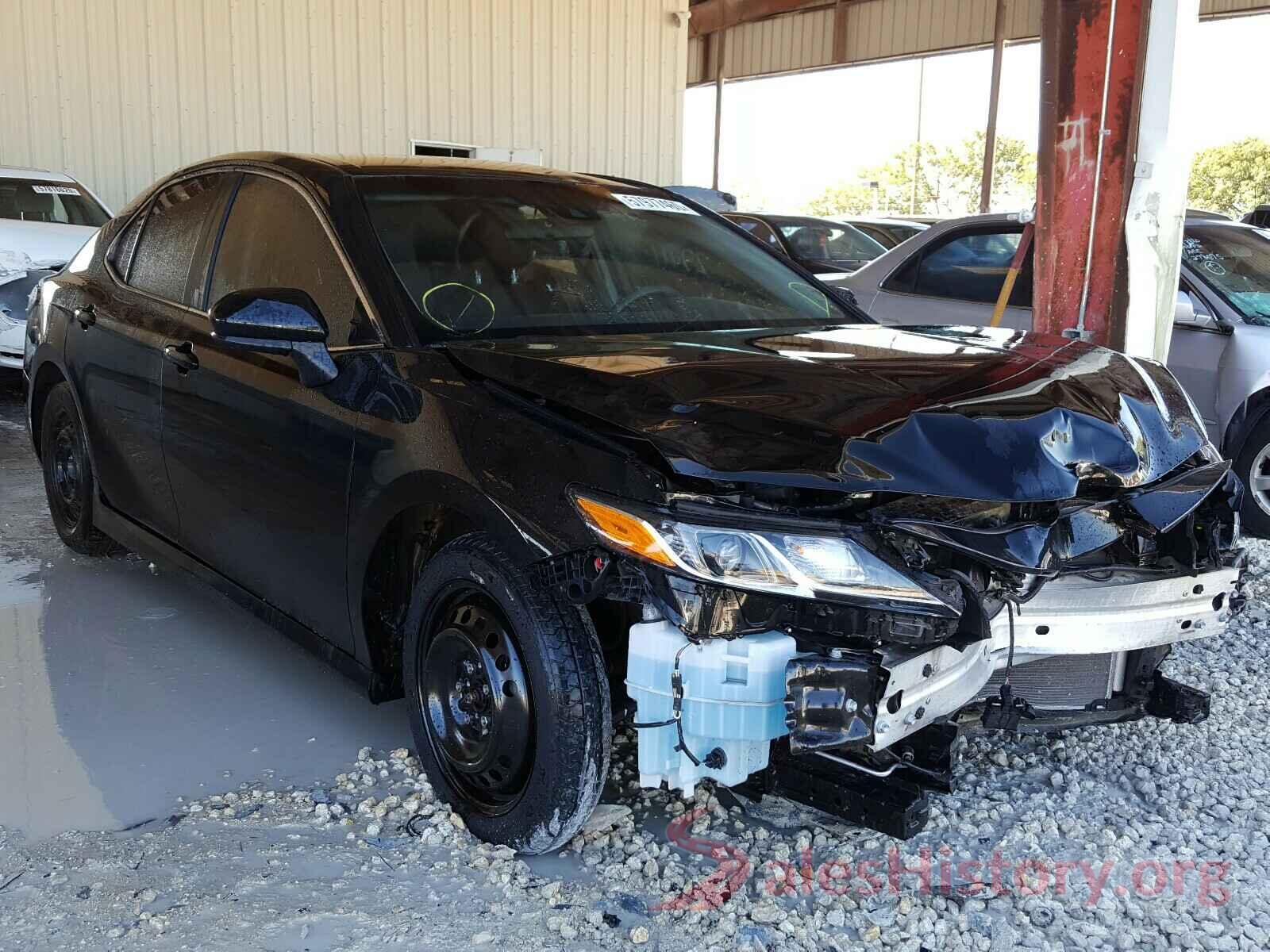 4T1B11HK0JU650549 2018 TOYOTA CAMRY