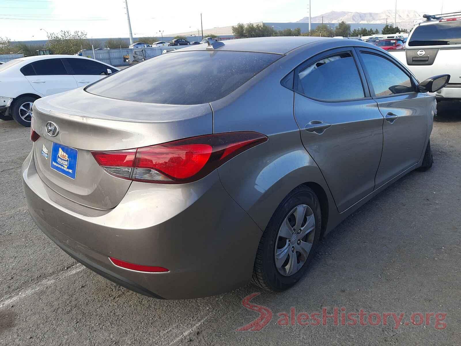 5NPDH4AE7GH766817 2016 HYUNDAI ELANTRA