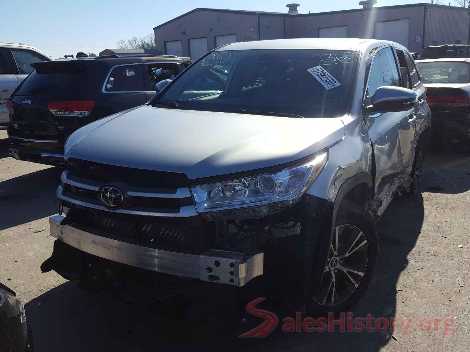 5TDZARFH3KS050526 2019 TOYOTA HIGHLANDER