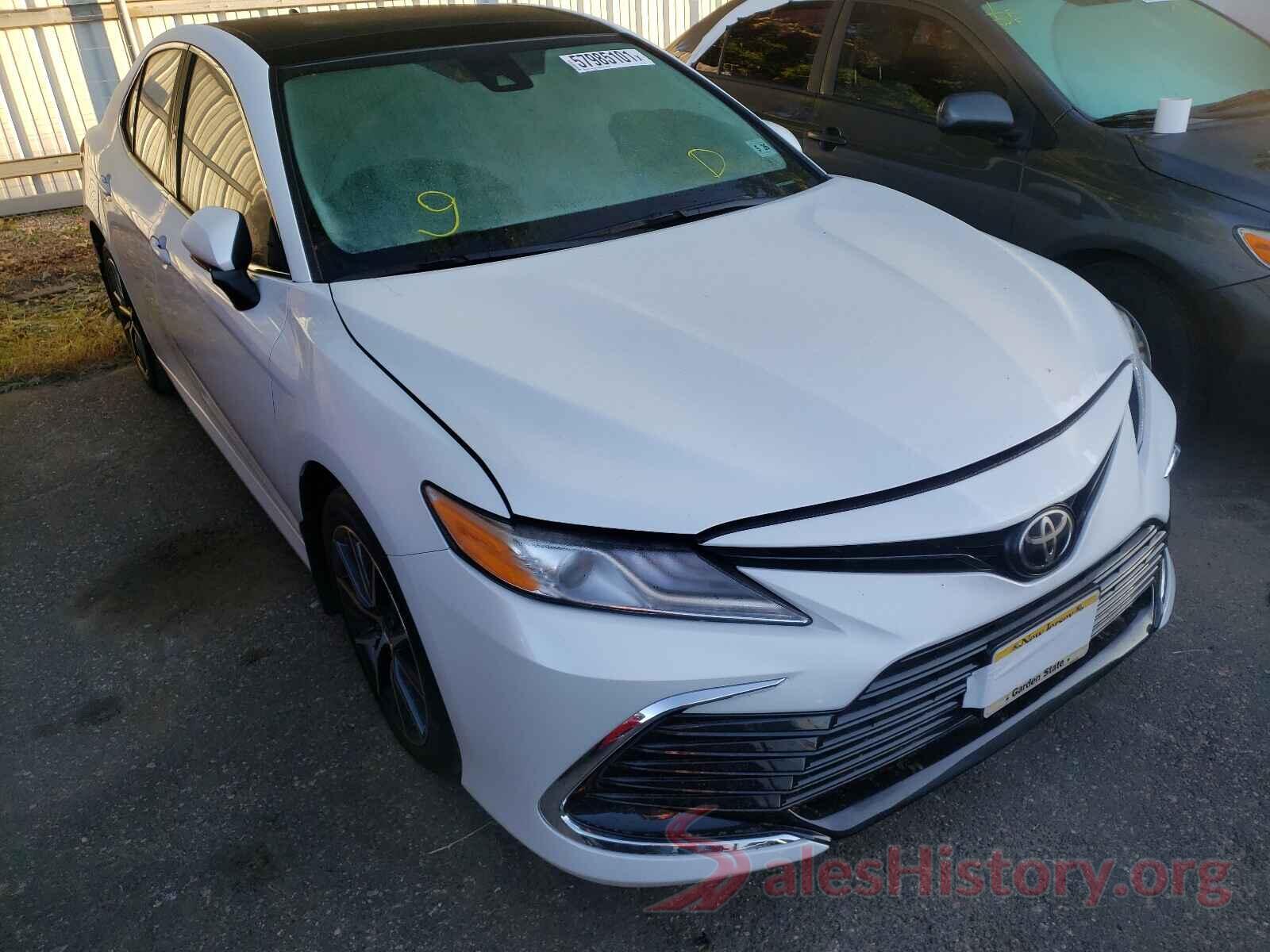 4T1F11BK5MU035476 2021 TOYOTA CAMRY