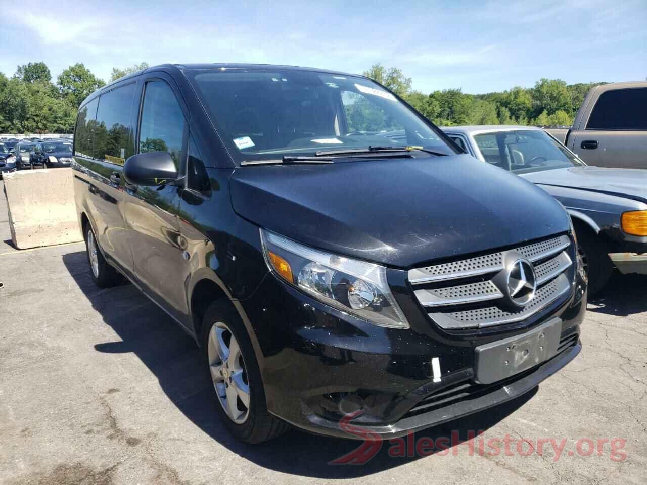 WD4PG2EE5J3404394 2018 MERCEDES-BENZ METRIS