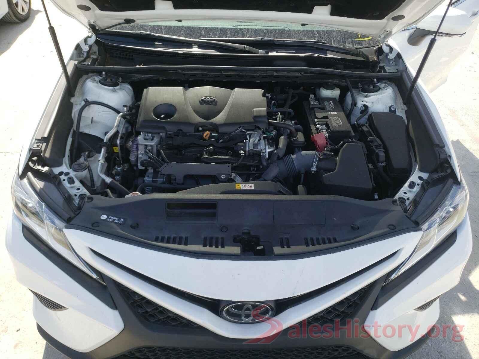 4T1B11HK9JU634544 2018 TOYOTA CAMRY