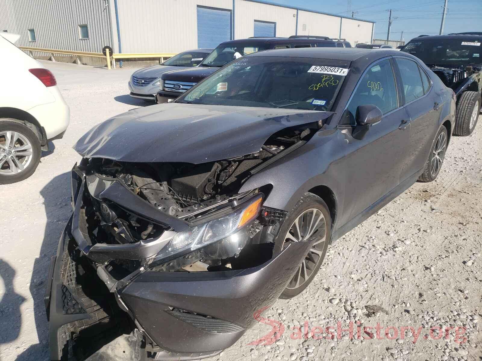 4T1B11HK3JU509930 2018 TOYOTA CAMRY