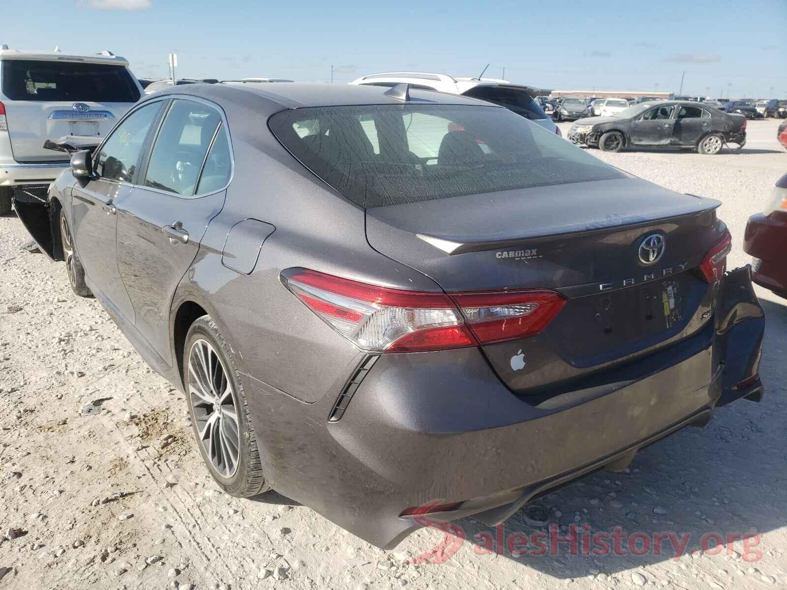 4T1B11HK3JU509930 2018 TOYOTA CAMRY