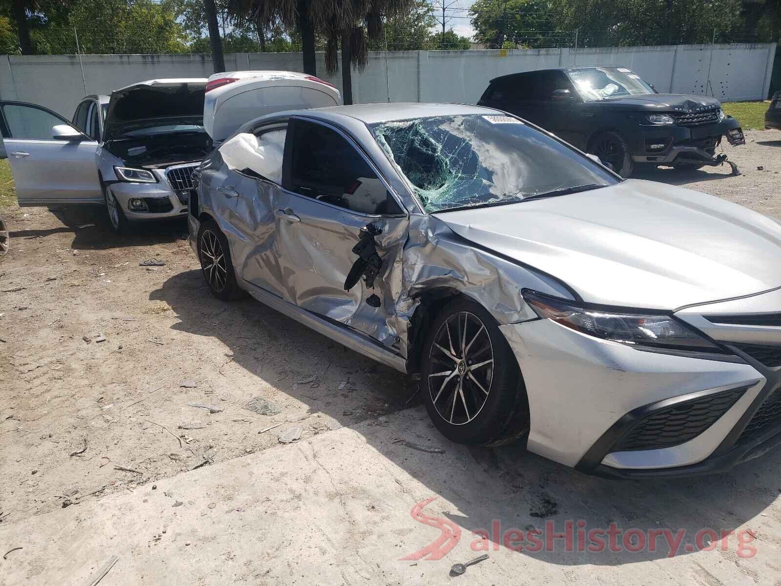 4T1G11AK7MU430989 2021 TOYOTA CAMRY