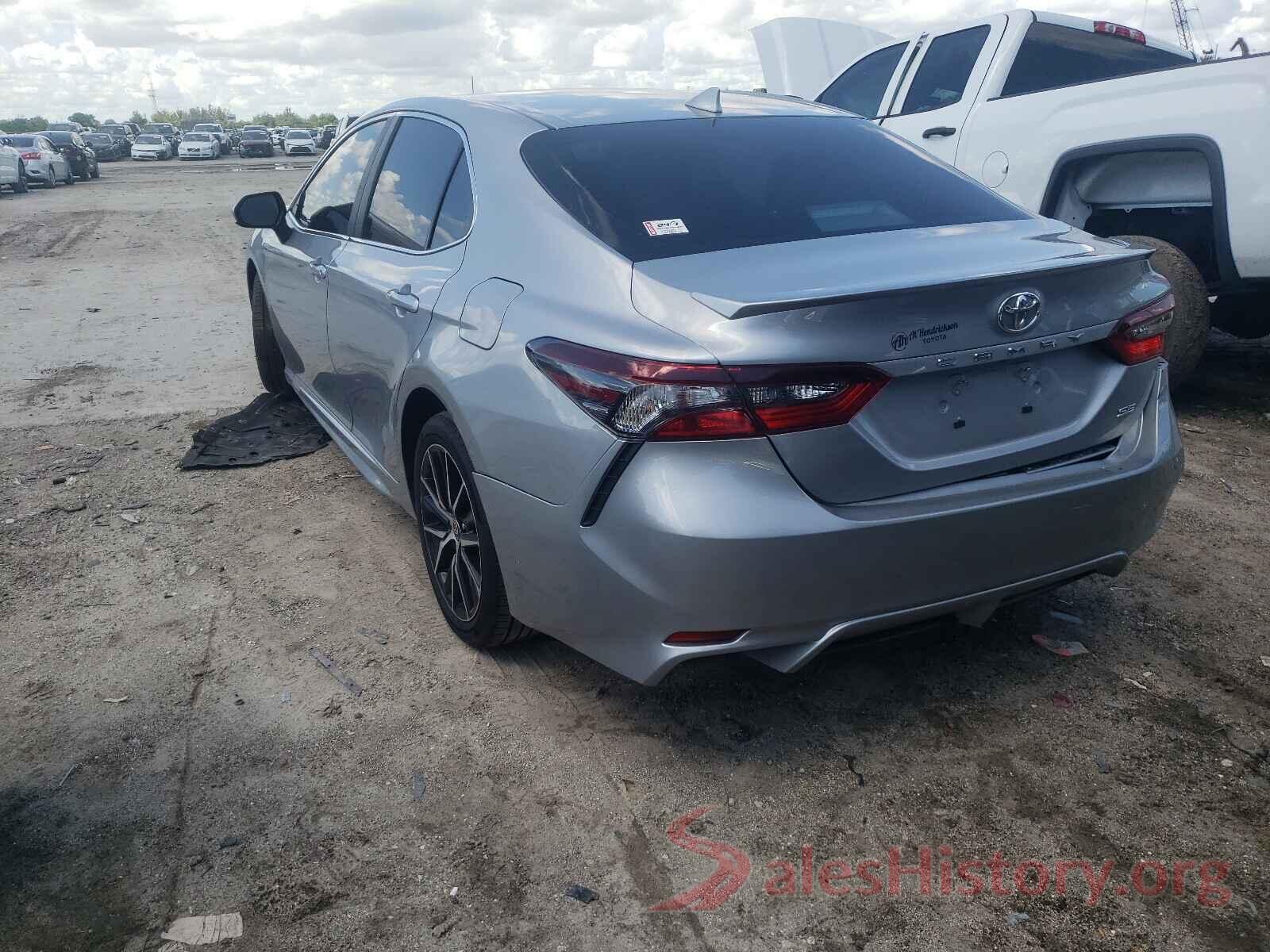 4T1G11AK7MU430989 2021 TOYOTA CAMRY