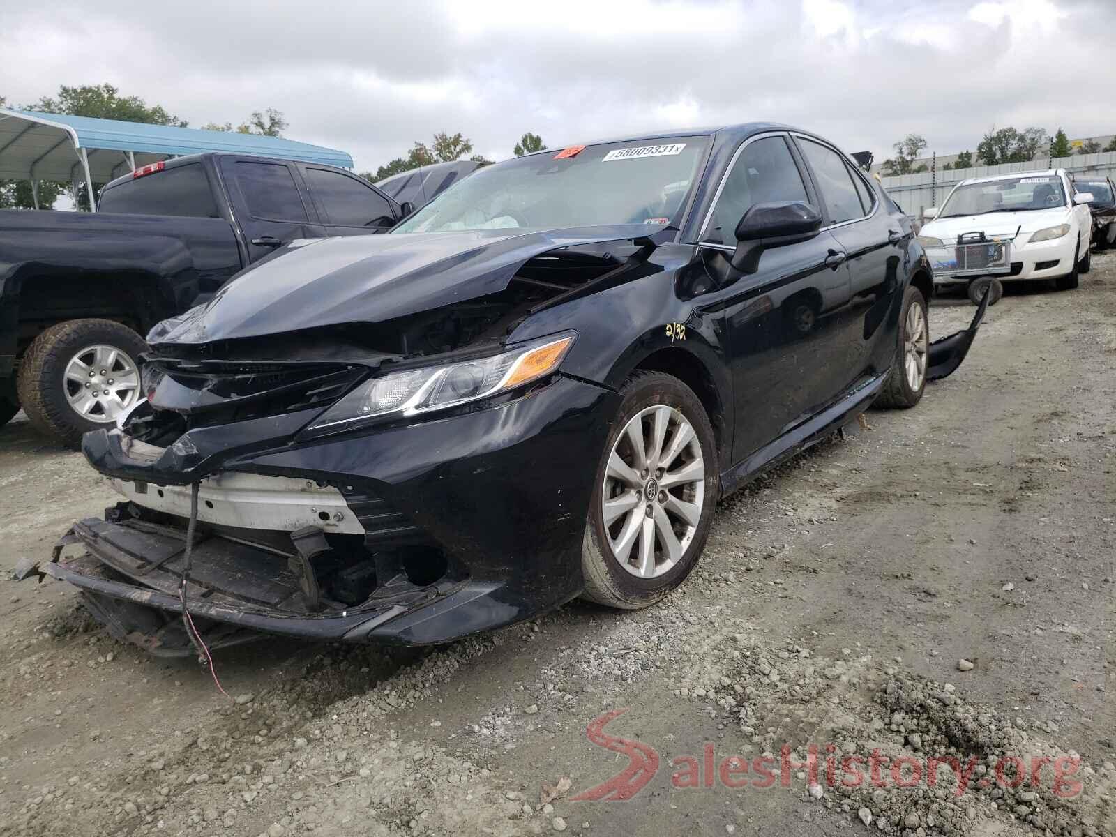 4T1B11HK0JU119044 2018 TOYOTA CAMRY