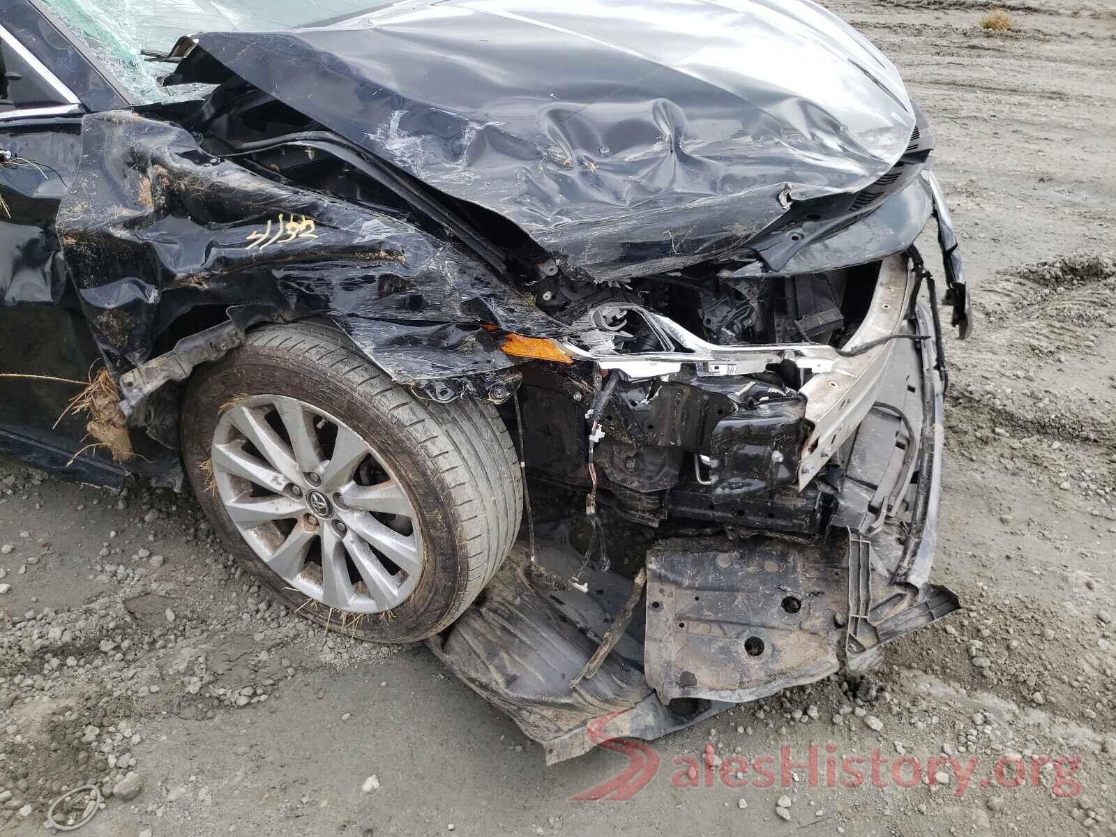 4T1B11HK0JU119044 2018 TOYOTA CAMRY