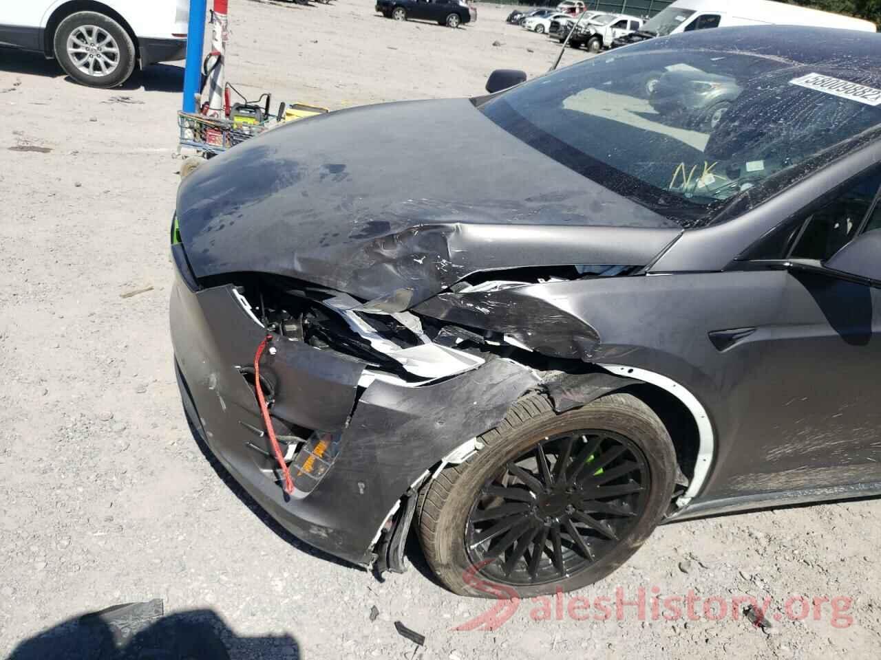 5YJXCDE25JF104963 2018 TESLA MODEL X