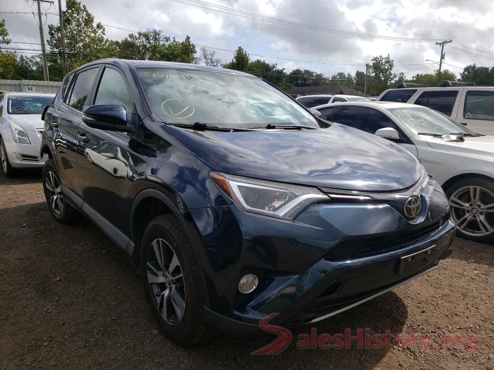 2T3RFREV5JW801714 2018 TOYOTA RAV4