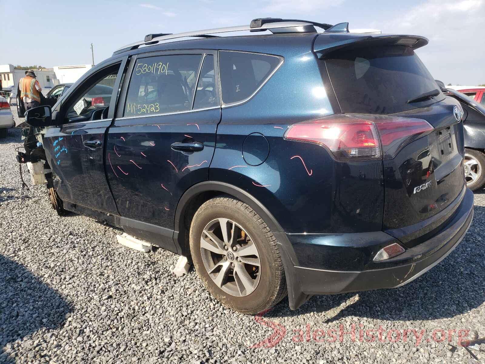 JTMRFREV2HJ168890 2017 TOYOTA RAV4