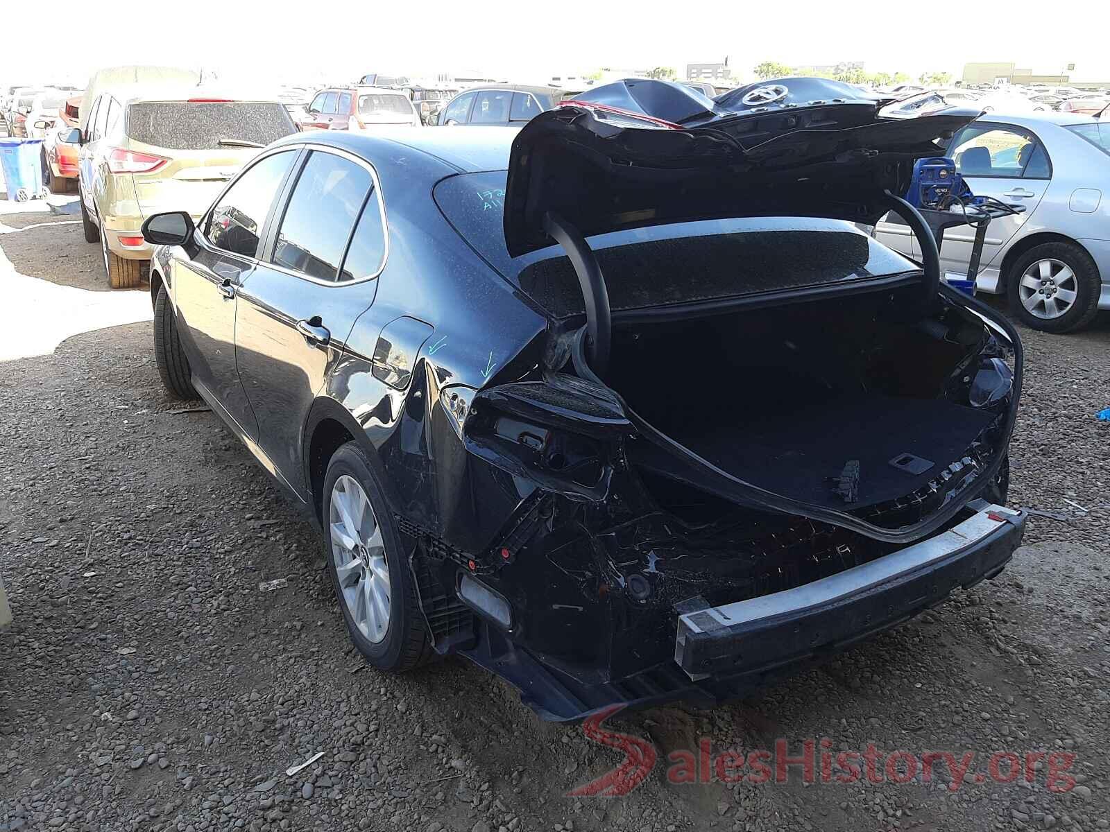 4T1B11HK5JU058175 2018 TOYOTA CAMRY