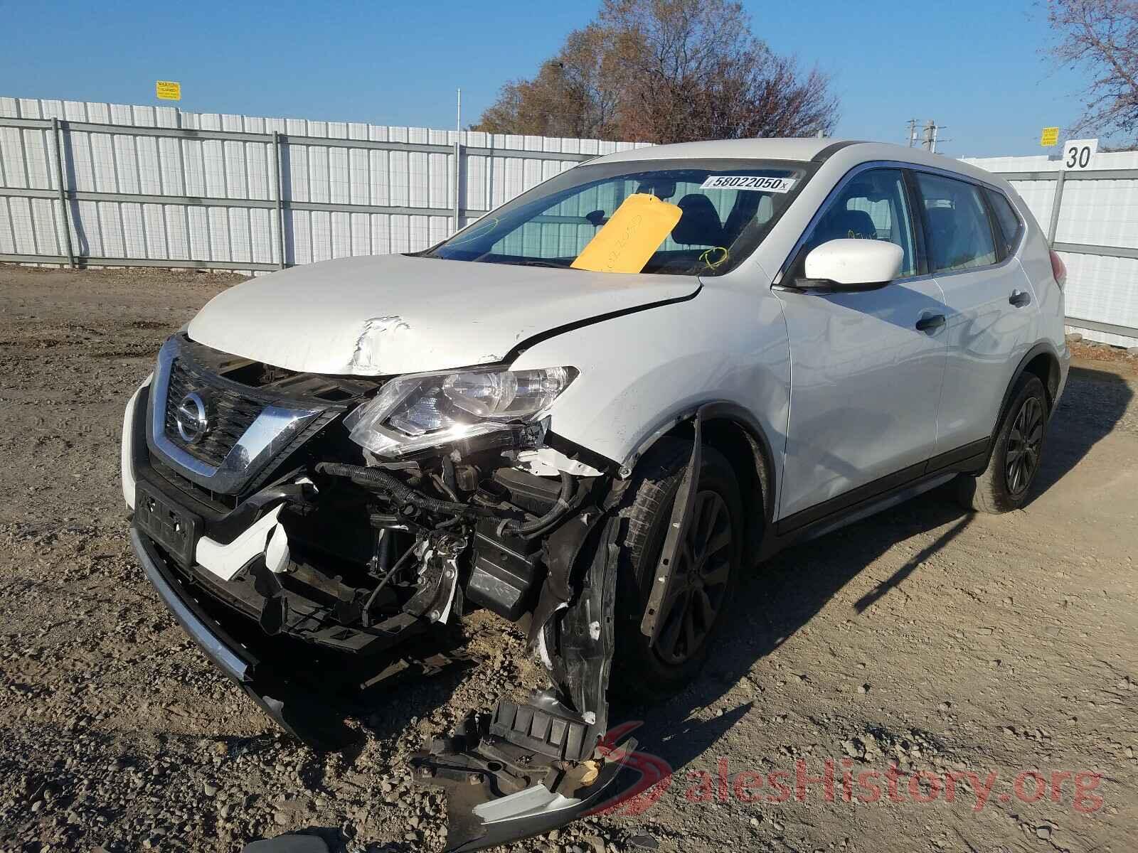 KNMAT2MT8HP569175 2017 NISSAN ROGUE