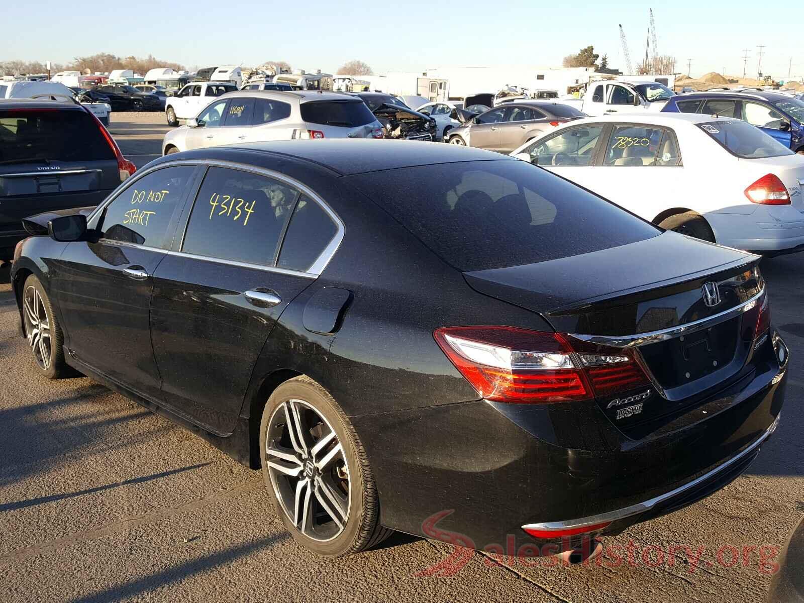 1HGCR2F58HA263880 2017 HONDA ACCORD