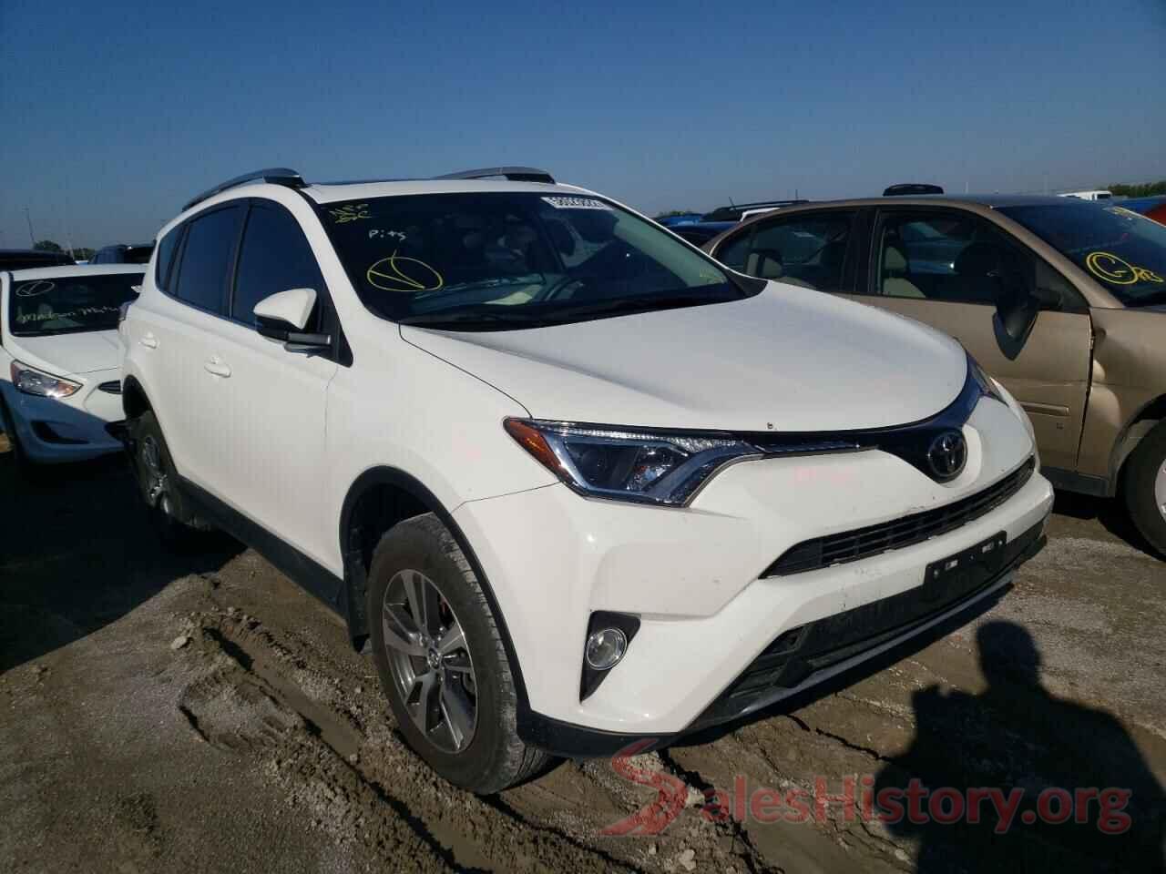 2T3RFREV5JW842683 2018 TOYOTA RAV4