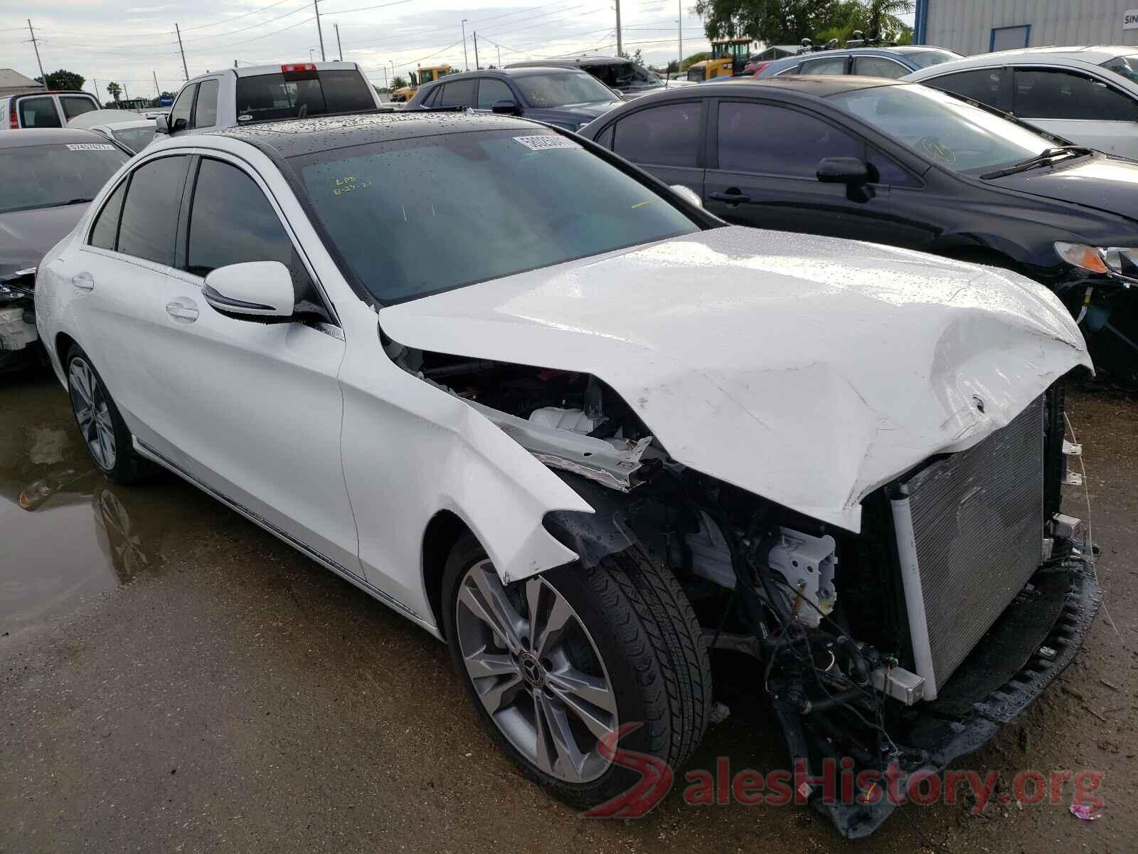 55SWF4JB1JU259307 2018 MERCEDES-BENZ C-CLASS