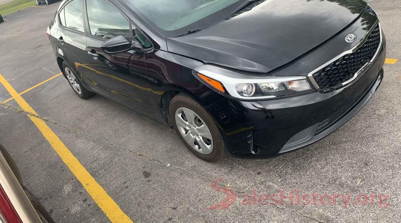 3KPFK4A73HE143521 2017 KIA FORTE