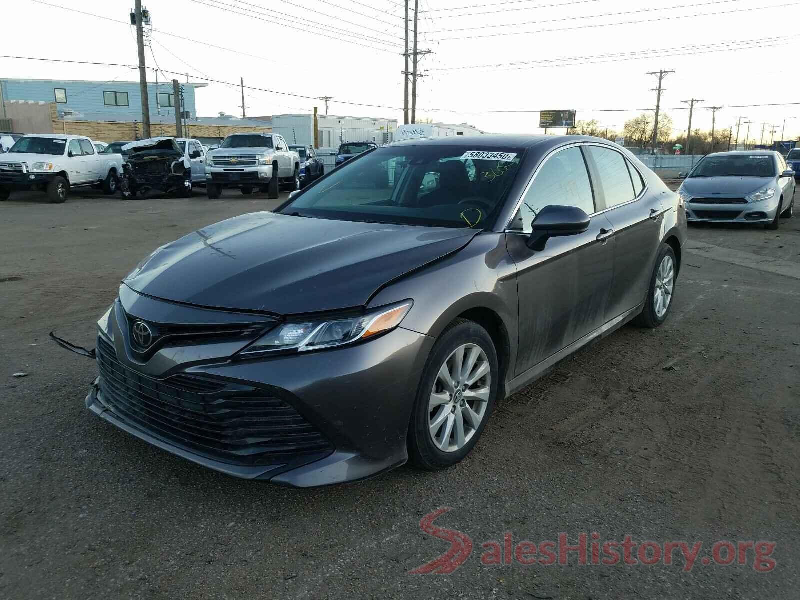 4T1B11HK3JU044808 2018 TOYOTA CAMRY