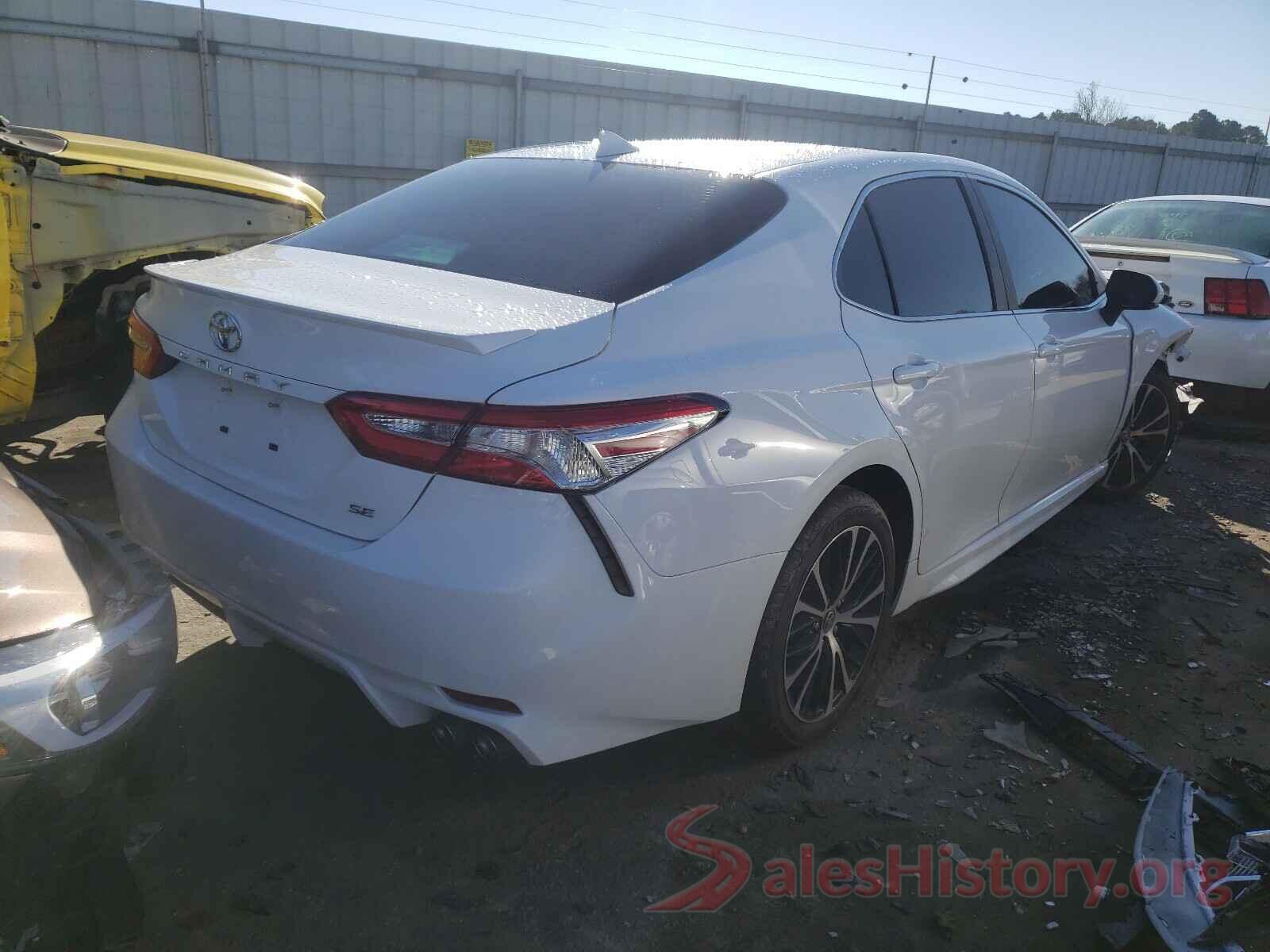 4T1G11AK3LU501698 2020 TOYOTA CAMRY