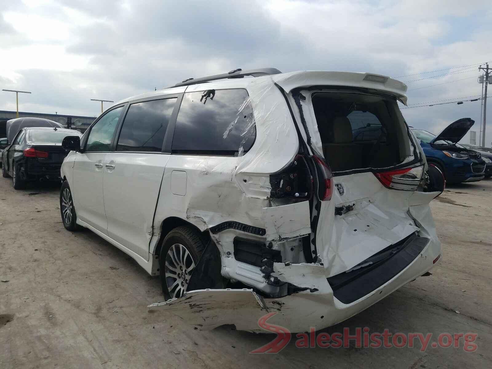 5TDYZ3DCXKS968024 2019 TOYOTA SIENNA