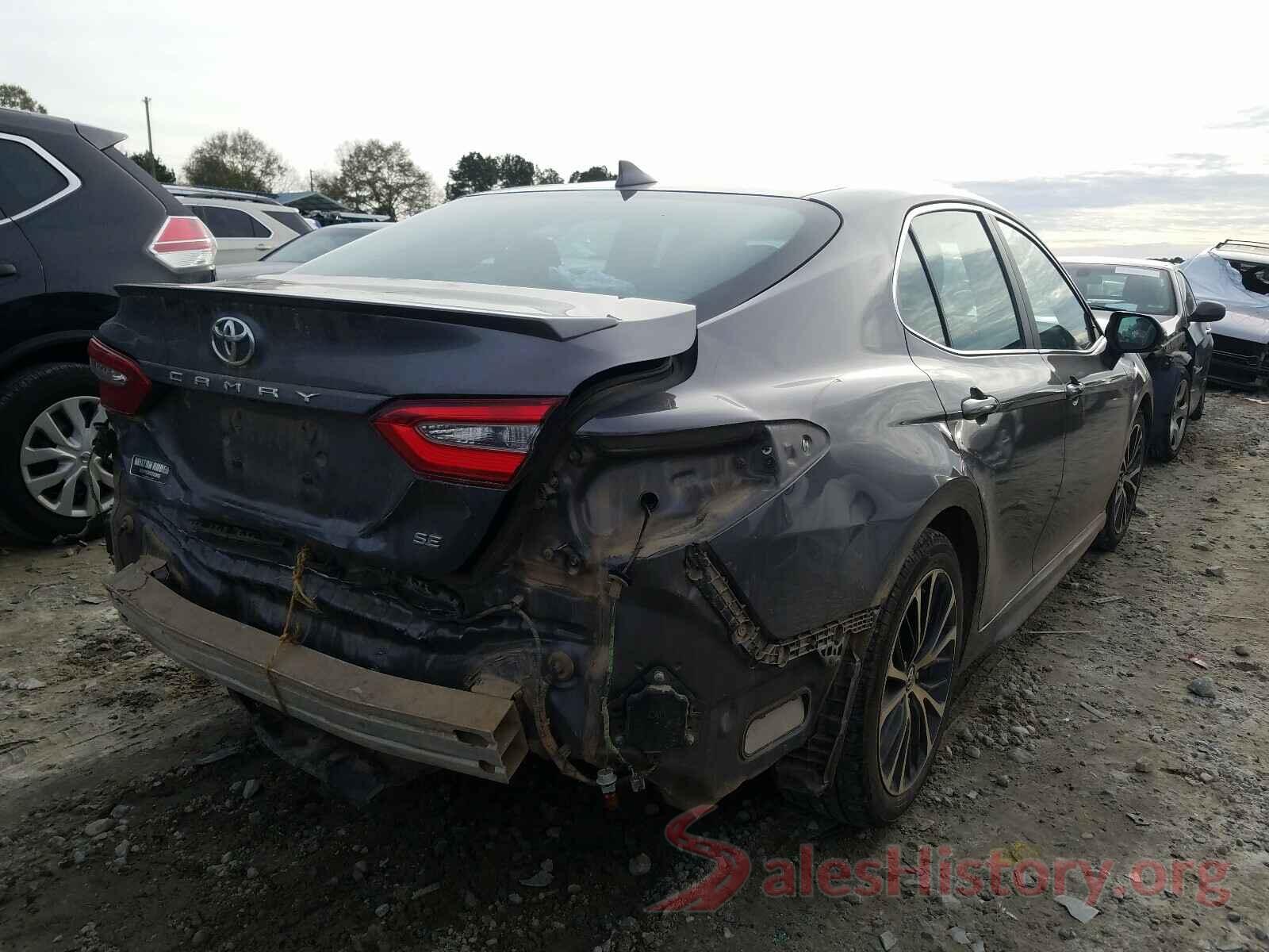 4T1B11HKXKU159679 2019 TOYOTA CAMRY