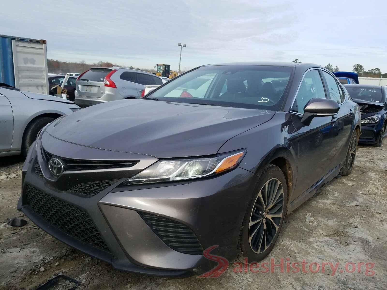 4T1B11HKXKU159679 2019 TOYOTA CAMRY