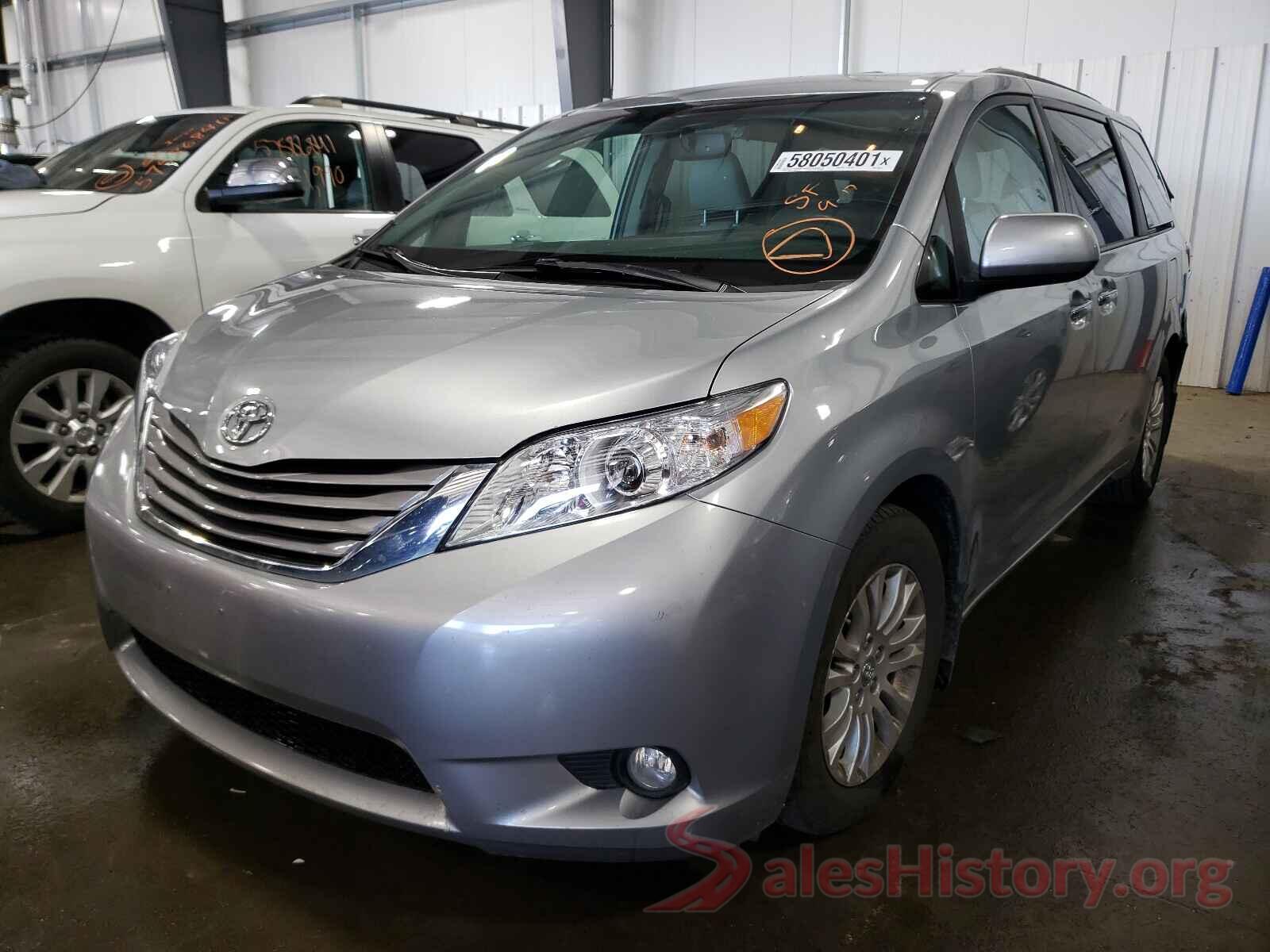 5TDYZ3DC1HS869875 2017 TOYOTA SIENNA