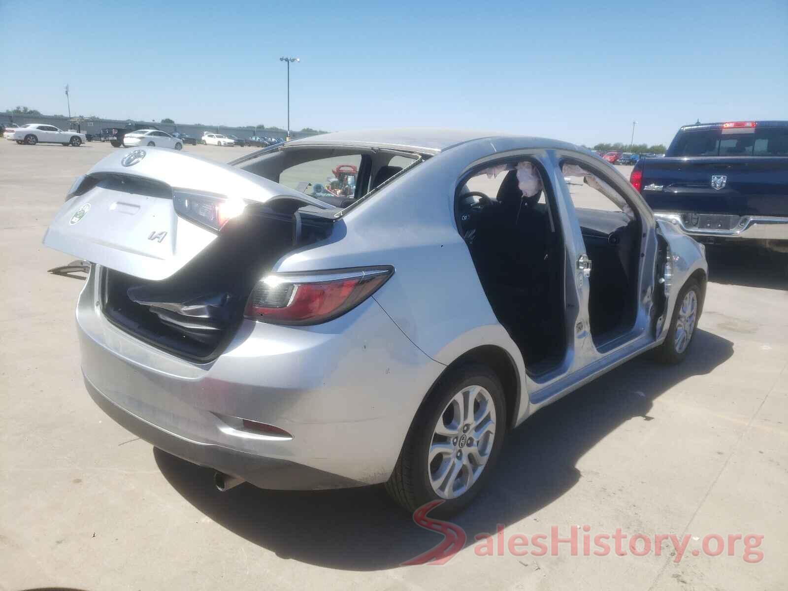 3MYDLBYV9HY180618 2017 TOYOTA YARIS