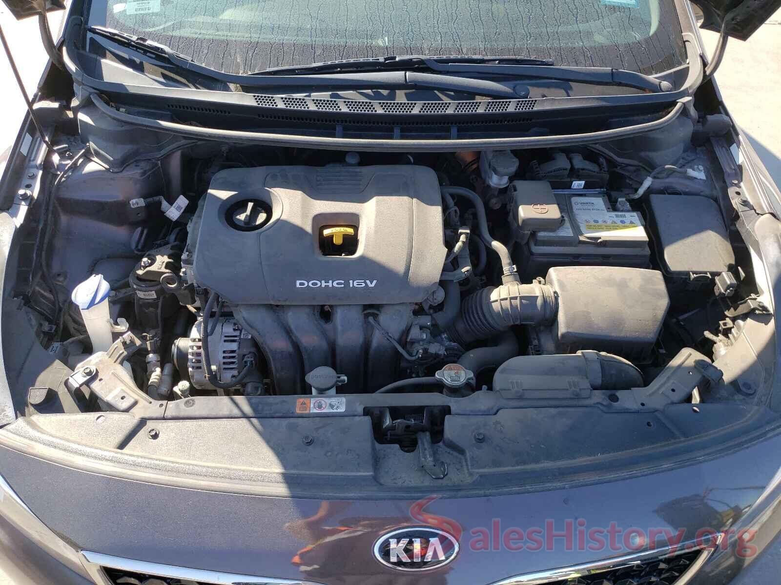 3KPFL4A7XHE142556 2017 KIA FORTE