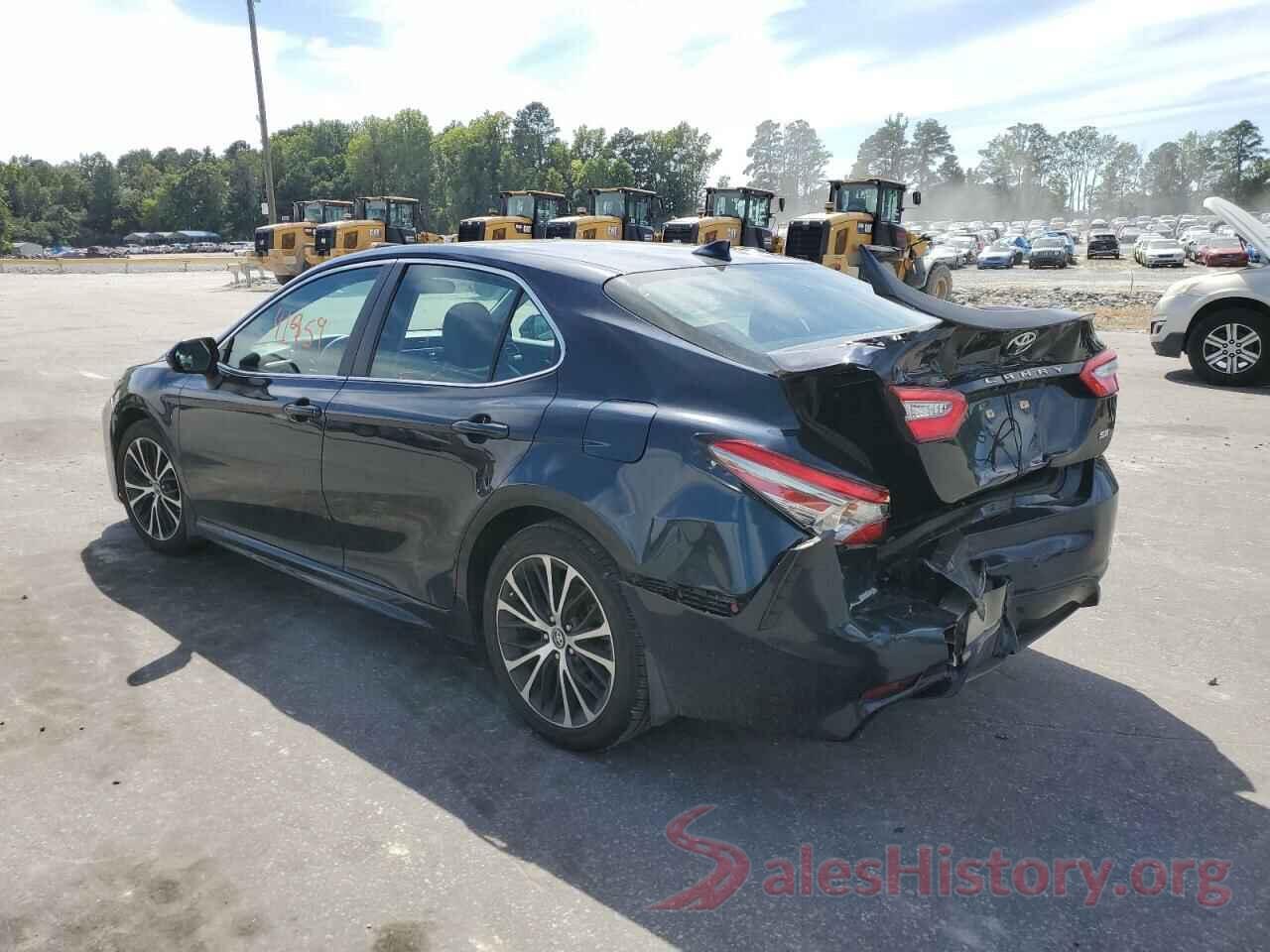 4T1B11HK2KU742327 2019 TOYOTA CAMRY