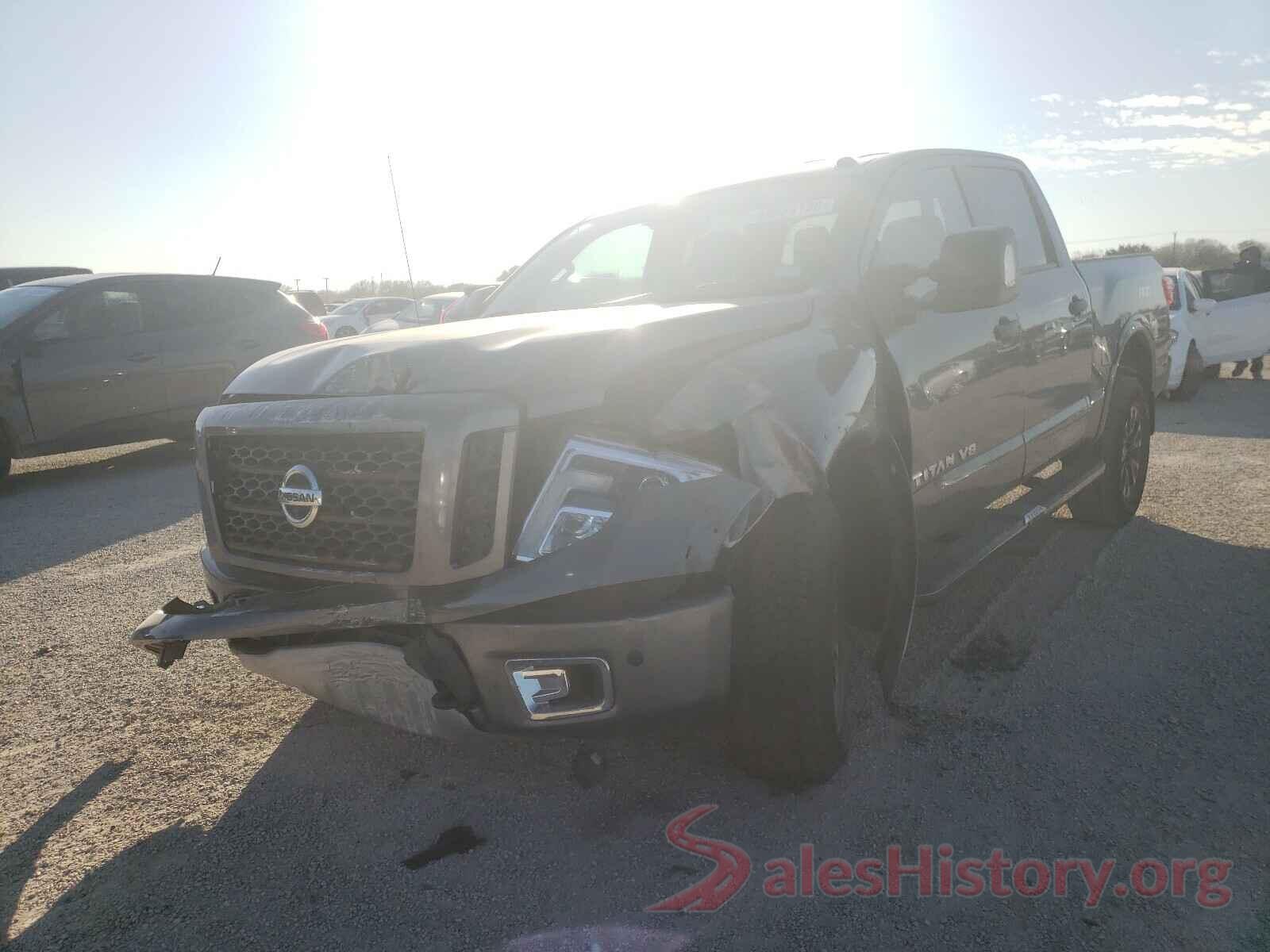 1N6AA1E55JN527982 2018 NISSAN TITAN