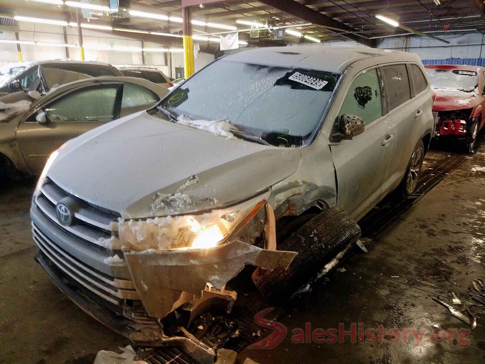 5TDZZRFH6KS336671 2019 TOYOTA HIGHLANDER