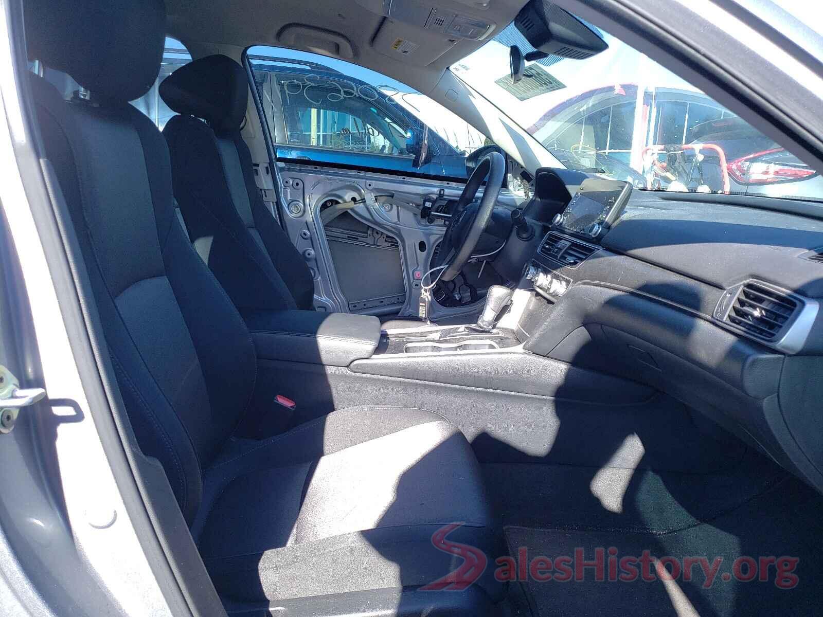 1HGCV1F1XKA141287 2019 HONDA ACCORD