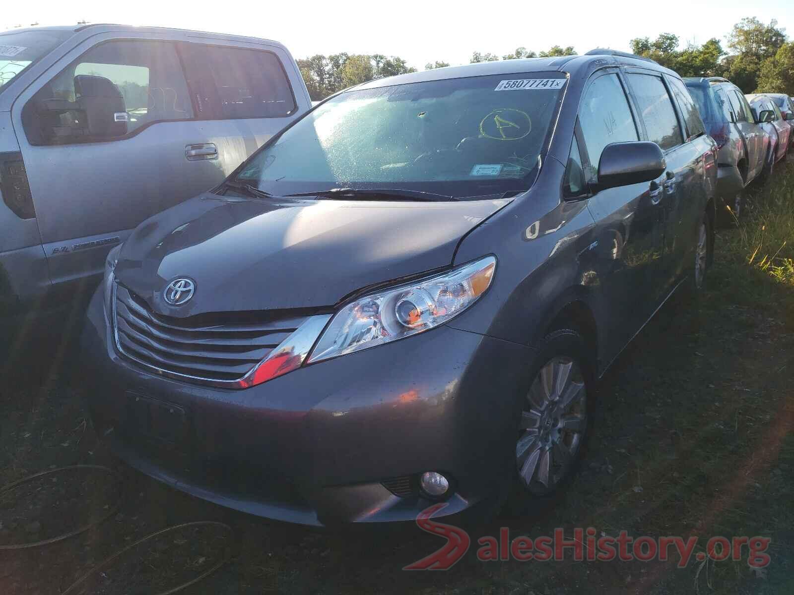 5TDDZ3DC2HS178076 2017 TOYOTA SIENNA