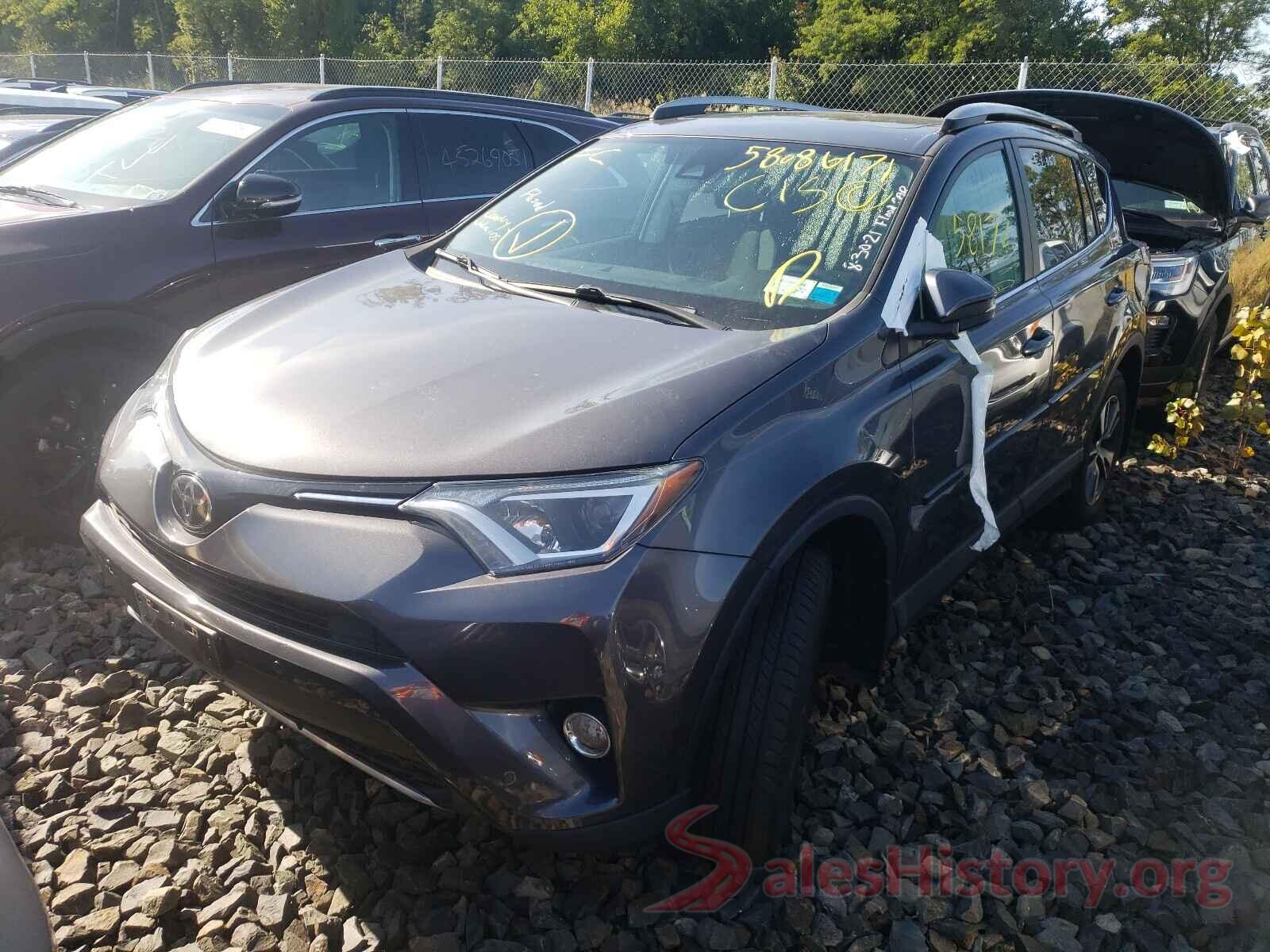 2T3RFREV8HW559091 2017 TOYOTA RAV4