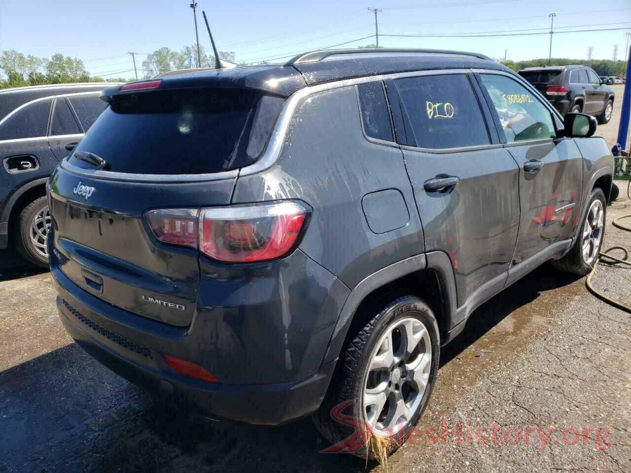 3C4NJDCB3JT397988 2018 JEEP COMPASS