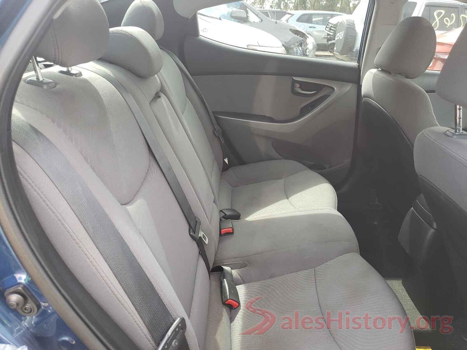 5NPDH4AE9GH729140 2016 HYUNDAI ELANTRA