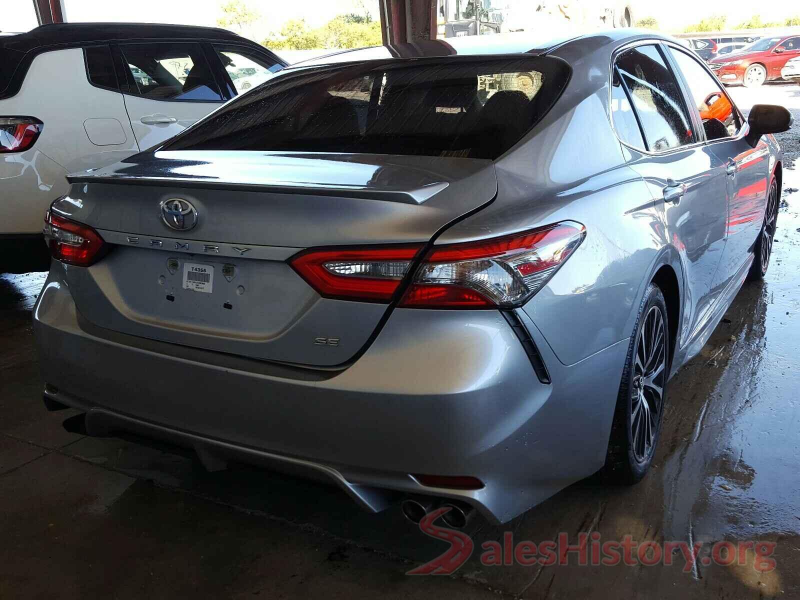 4T1B11HK4JU087893 2018 TOYOTA CAMRY