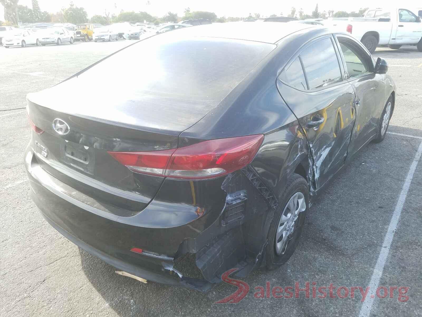 5NPD74LF3JH329008 2018 HYUNDAI ELANTRA