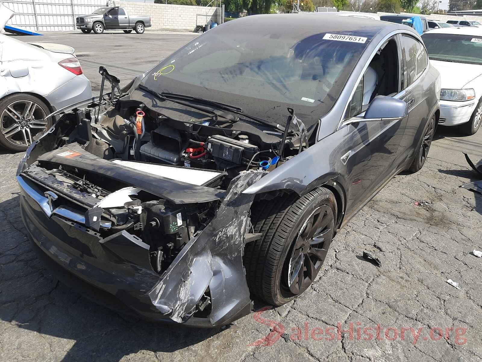 5YJXCBE28GF020892 2016 TESLA MODEL X