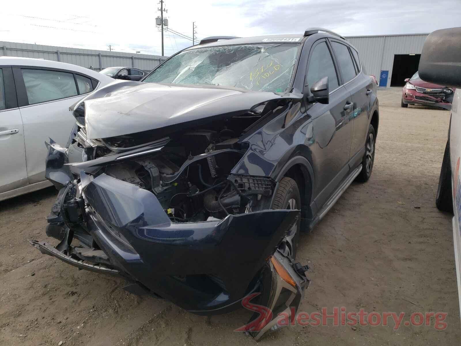 JTMZFREV0HJ139324 2017 TOYOTA RAV4