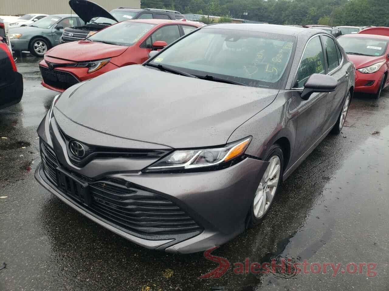 4T1B11HKXJU049617 2018 TOYOTA CAMRY