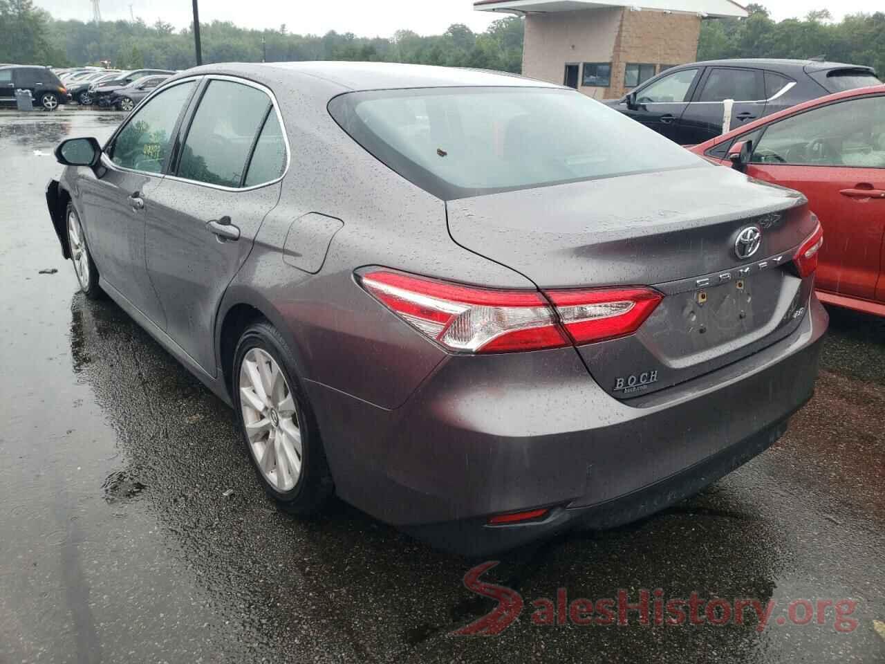 4T1B11HKXJU049617 2018 TOYOTA CAMRY