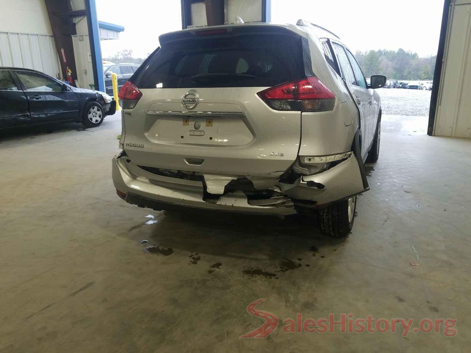 KNMAT2MV5HP562928 2017 NISSAN ROGUE